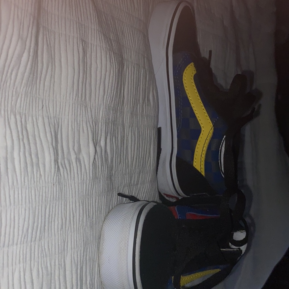 Checker vans - Picture 4 of 7